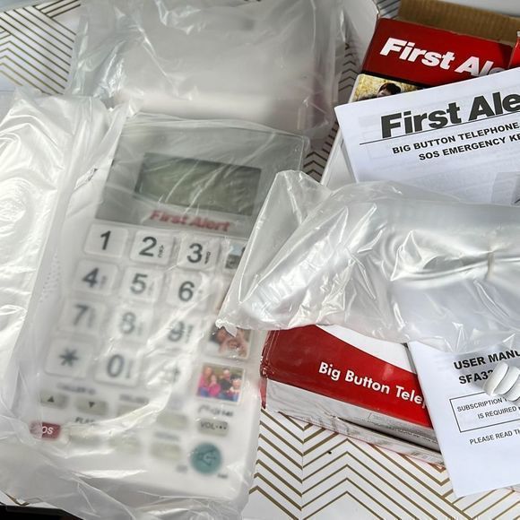 First Alert SFA 3275 Button Corded Telephone Emergency‎ Key - Picture 8 of 11